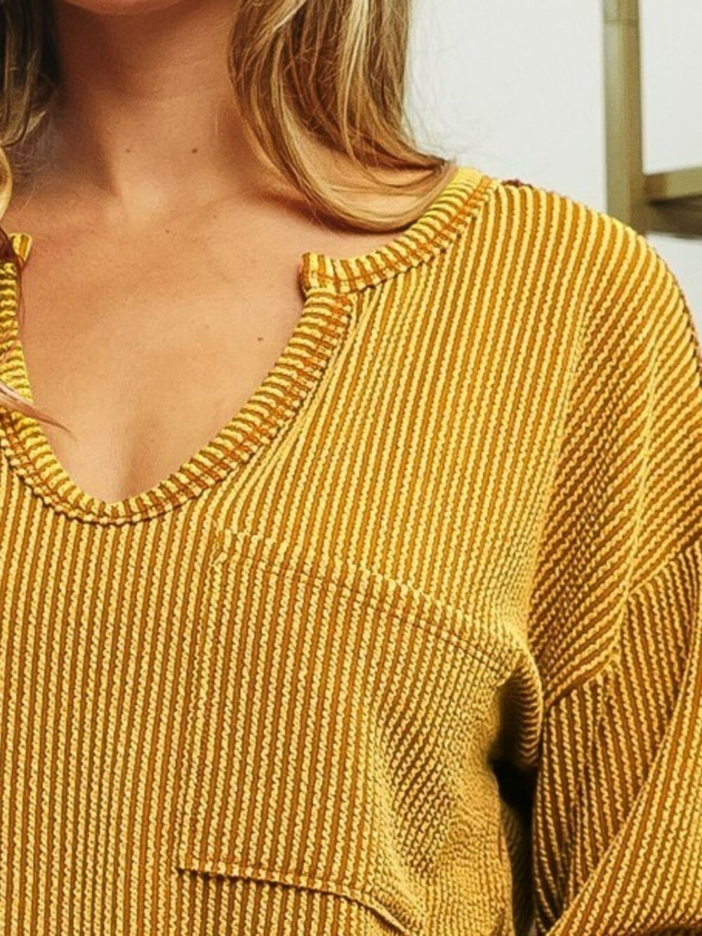 BiBi Wavy Two Tone Rib Notch Neck Patch Pocket‎ Top - Picture 3 of 3